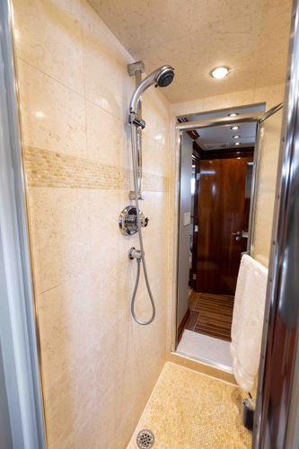 Well Done Yacht Photos Pics 