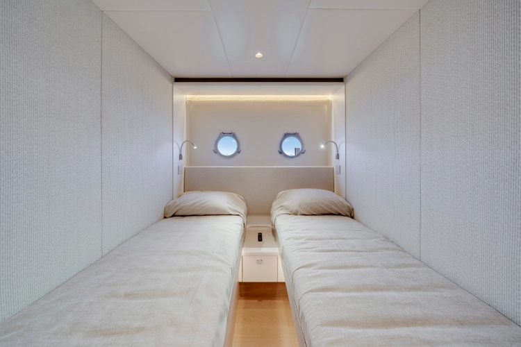 Navetta 62 Yacht Photos Pics 