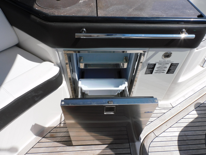 Not Guilty Yacht Photos Pics 