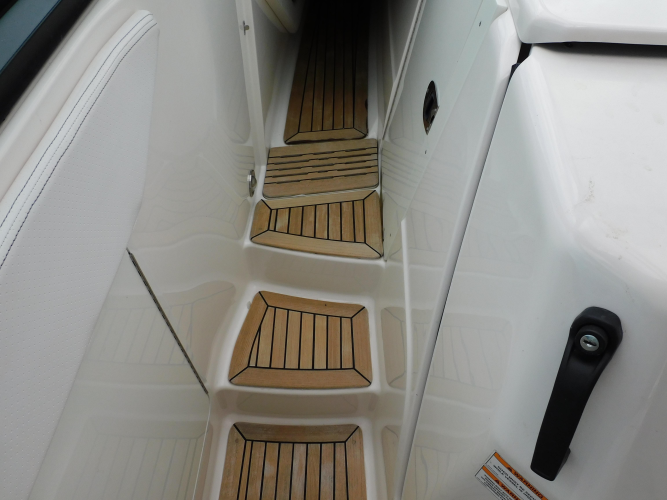 Not Guilty Yacht Photos Pics 