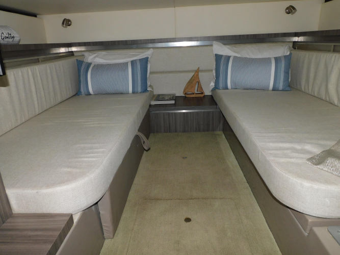 Not Guilty Yacht Photos Pics 