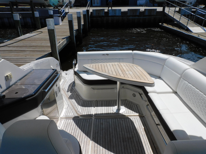 Not Guilty Yacht Photos Pics 
