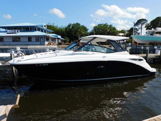 Not Guilty Yacht Photos Pics 