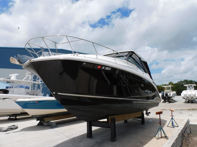 Not Guilty Yacht Photos Pics 