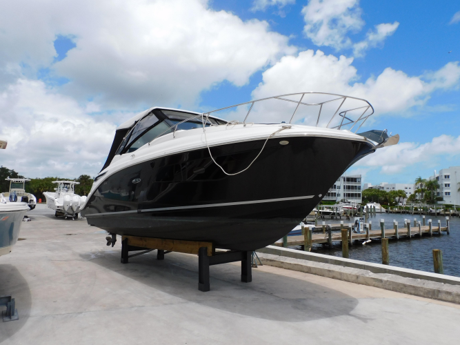 Not Guilty Yacht Photos Pics 