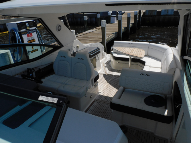 Not Guilty Yacht Photos Pics 