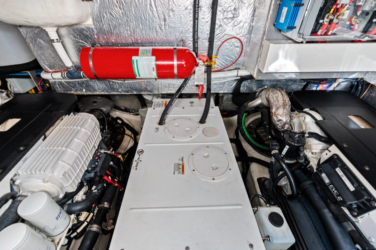 Emerald Yacht Photos Pics 