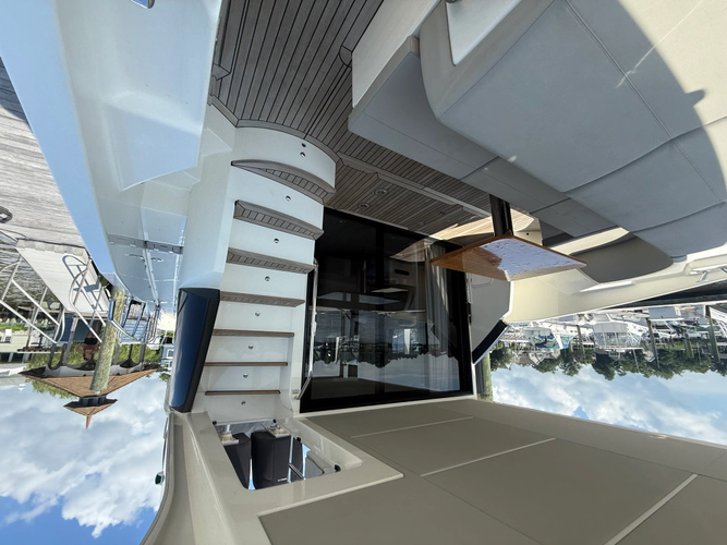 Emerald Yacht Photos Pics 