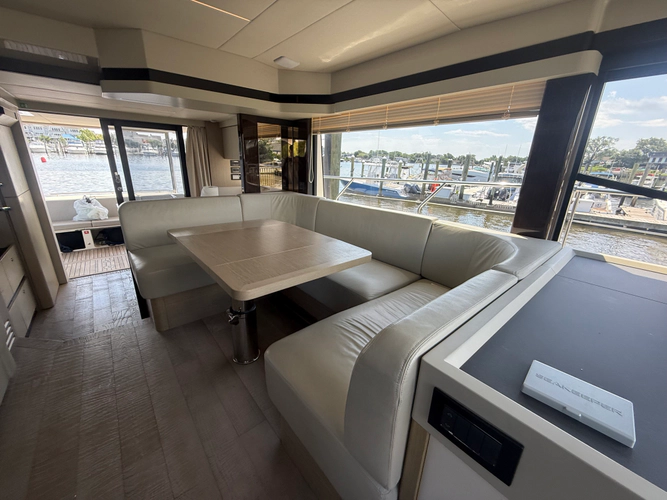 Emerald Yacht Photos Pics 