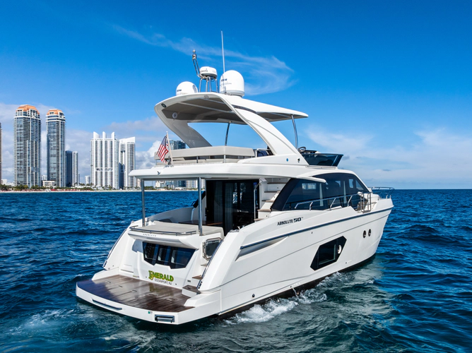 Emerald Yacht Photos Pics 