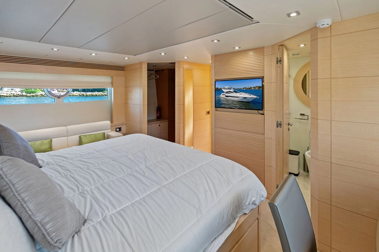 Miss Ingrid Yacht Photos Pics 