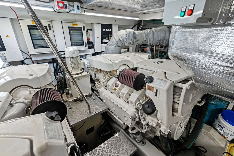 Miss Ingrid Yacht Photos Pics 