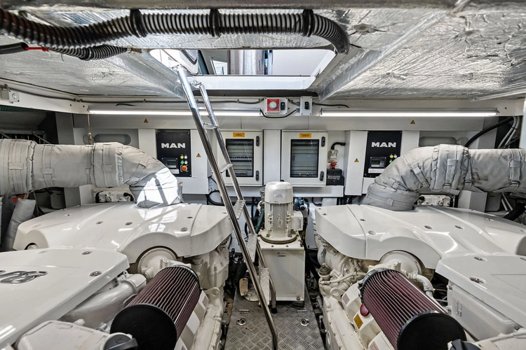 Miss Ingrid Yacht Photos Pics 