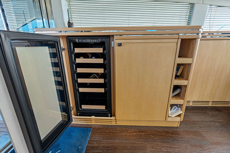 Miss Ingrid Yacht Photos Pics 