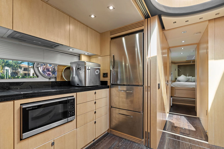 Miss Ingrid Yacht Photos Pics 