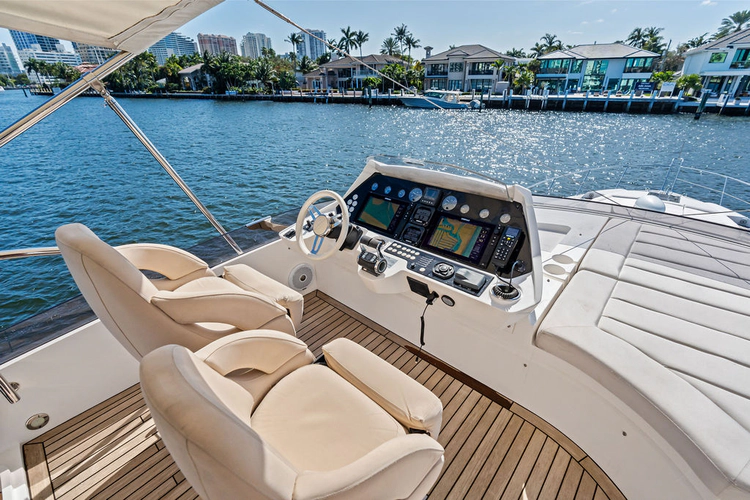 Miss Ingrid Yacht Photos Pics 