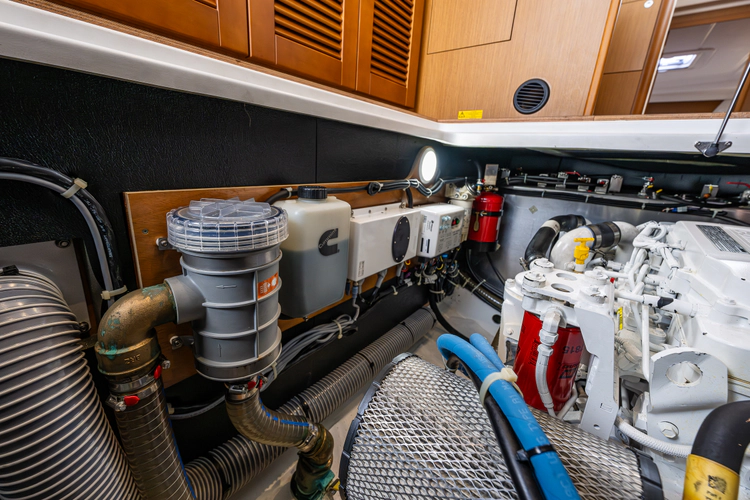 Cheers Yacht Photos Pics 