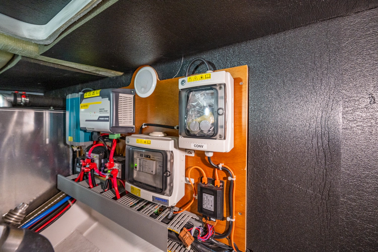 Cheers Yacht Photos Pics 