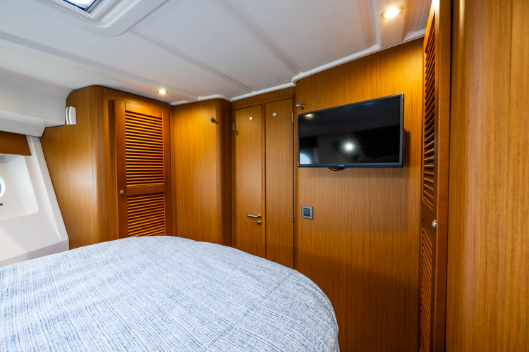 Cheers Yacht Photos Pics 