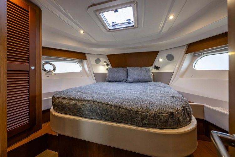 Cheers Yacht Photos Pics 