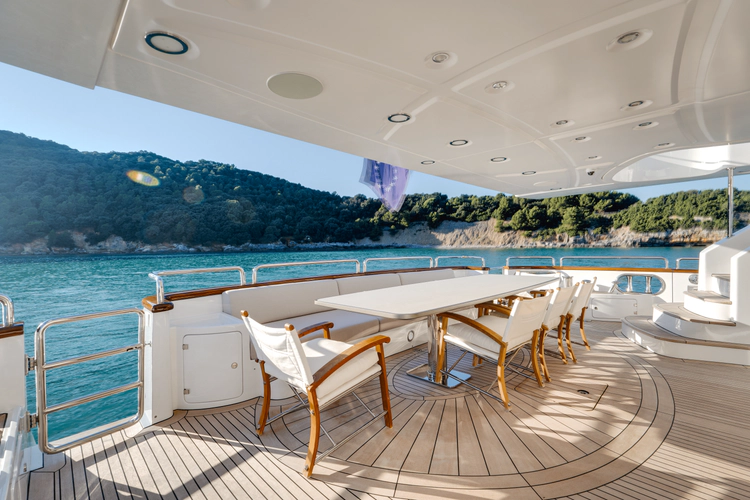 Serendipity Yacht Photos Pics 
