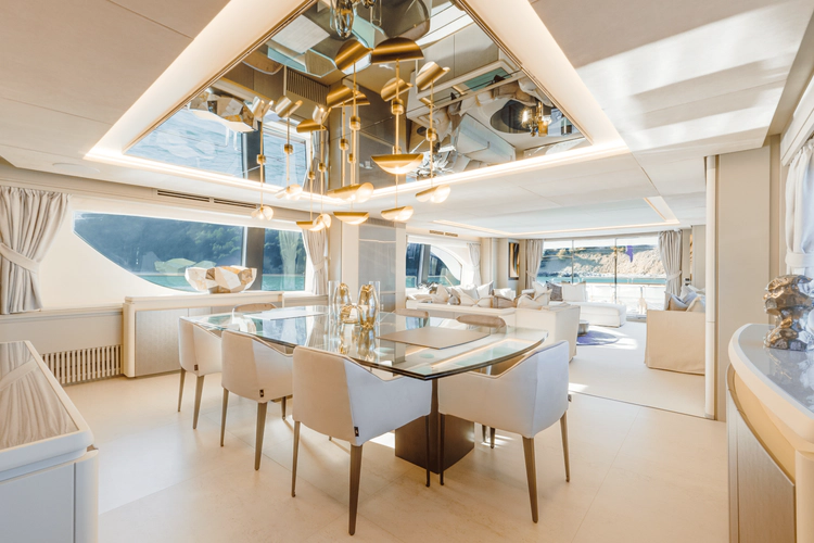Serendipity Yacht Photos Pics 