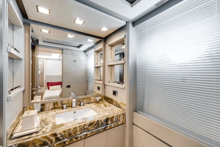 Serendipity Yacht Photos Pics 