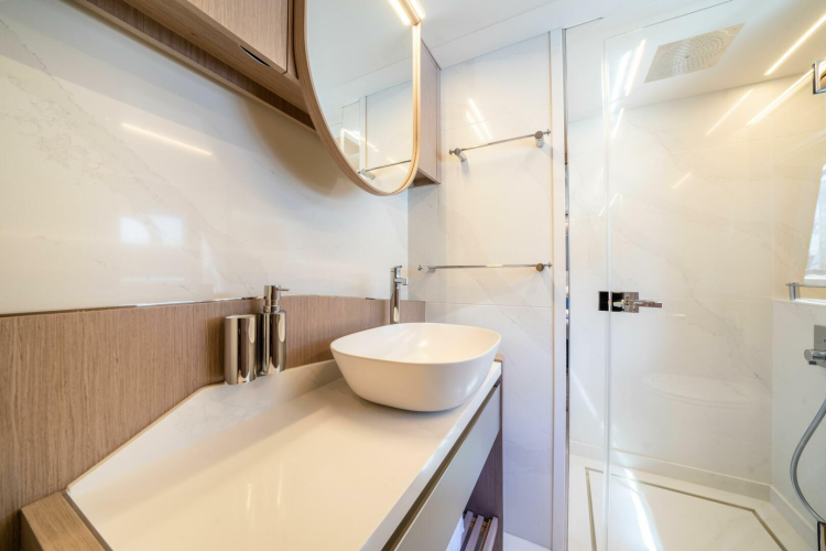 100 Yacht Yacht Photos Pics 