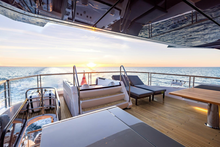 100 Yacht Yacht Photos Pics 