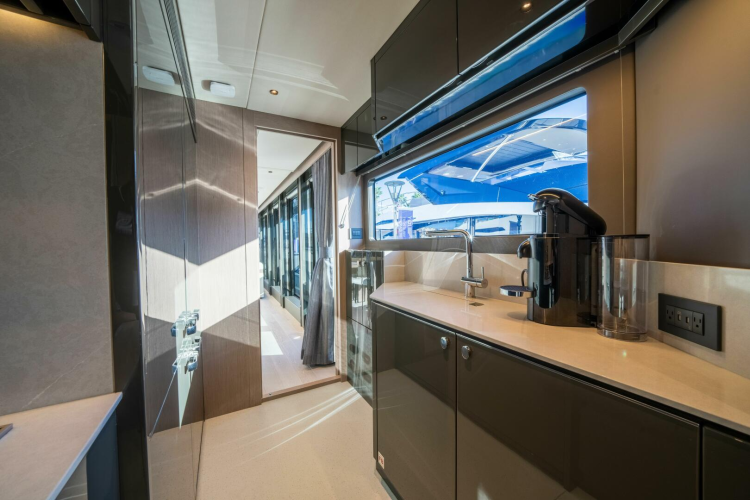 100 Yacht Yacht Photos Pics 