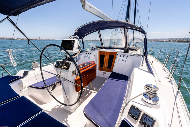 Stars To Windward Yacht Photos Pics 