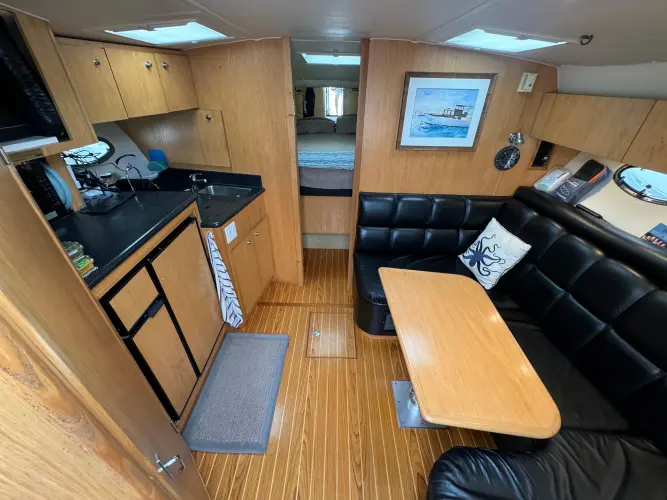Vixen Yacht Photos Pics 