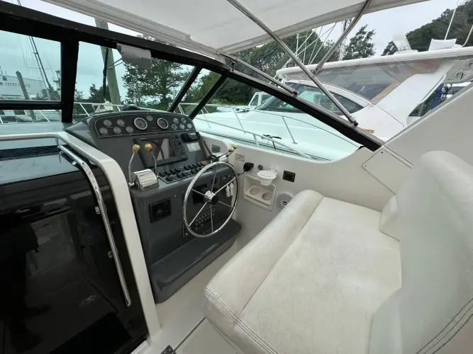 Vixen Yacht Photos Pics 