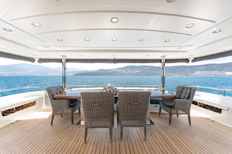 Y Yacht Photos Pics 