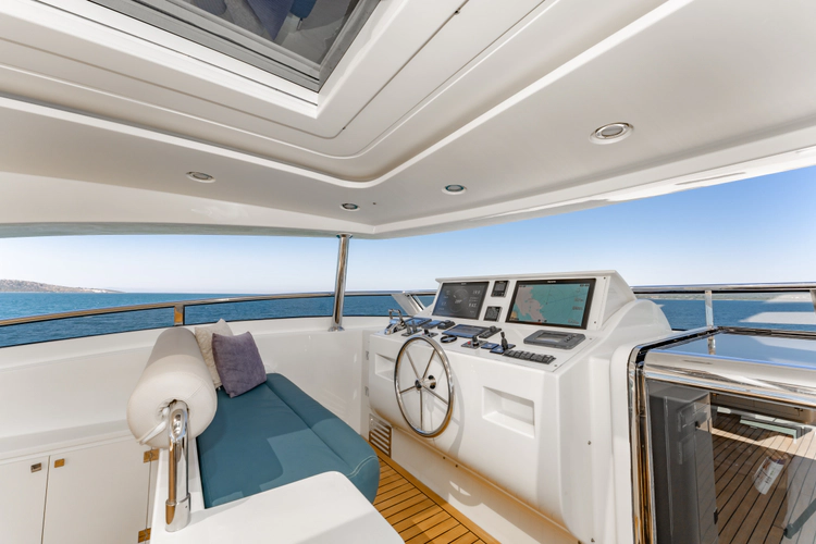 Y Yacht Photos Pics 