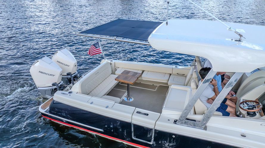 Ritz-sea Yacht Photos Pics 