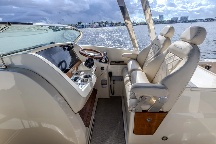 Ritz-sea Yacht Photos Pics 