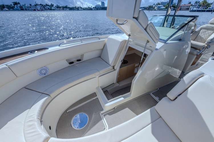 Ritz-sea Yacht Photos Pics 