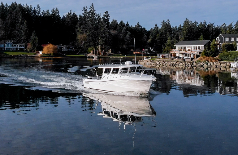 Stay Thirsty Yacht Photos Pics 