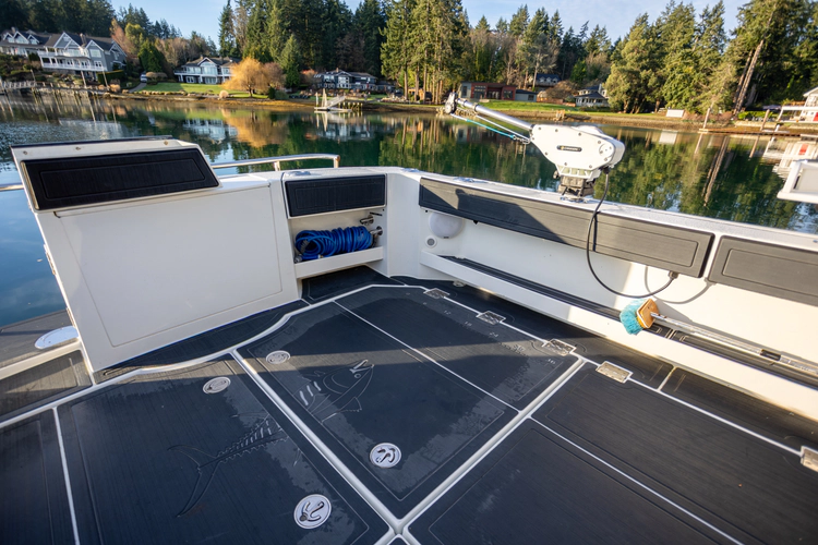 Stay Thirsty Yacht Photos Pics 