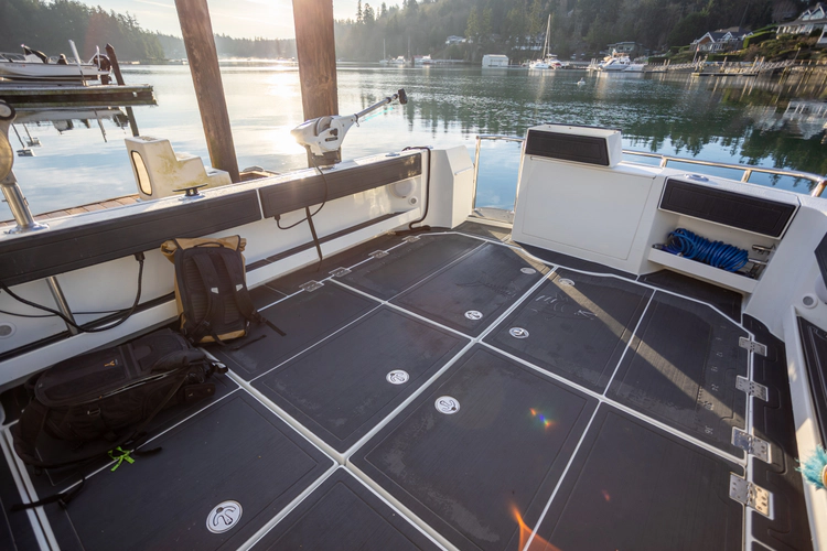 Stay Thirsty Yacht Photos Pics 