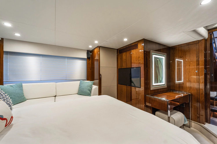 Forever Recess Yacht Photos Pics 