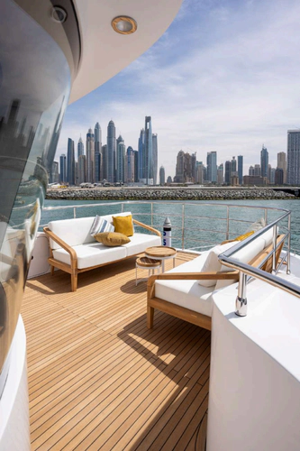 Nomad 101 Yacht Photos Pics 