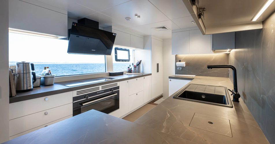 Numarine 30xp Yacht Photos Pics 