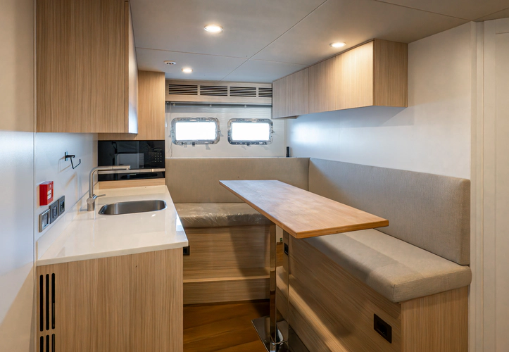 Numarine 30xp Yacht Photos Pics 