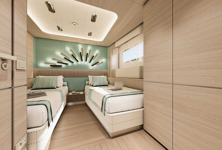Evo 31 Yacht Photos Pics 