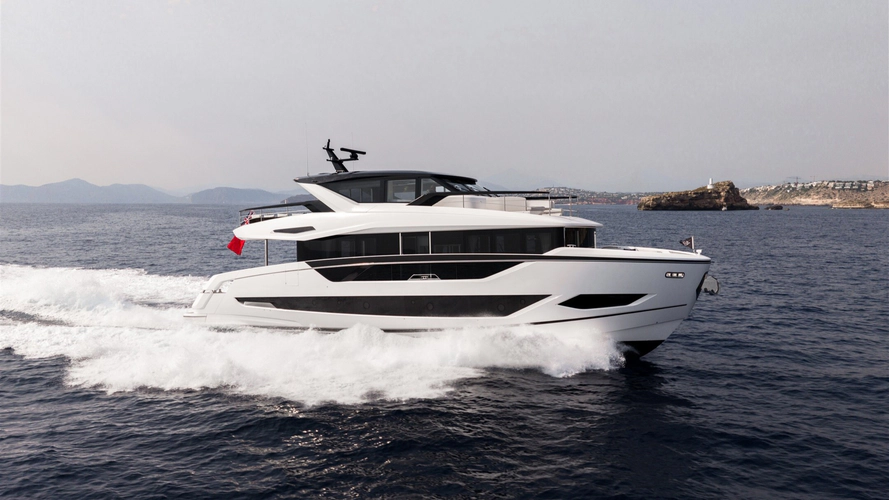 82' Sunseeker 2026