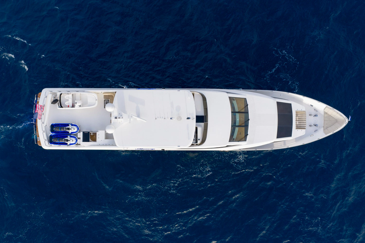 Mesmerize Yacht Photos Pics 