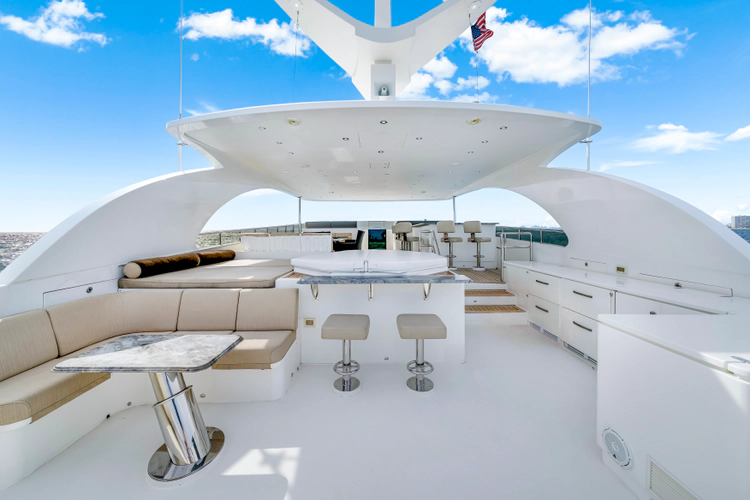 Mesmerize Yacht Photos Pics 