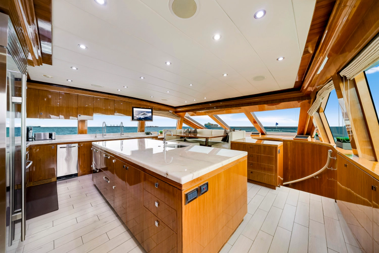 Mesmerize Yacht Photos Pics 